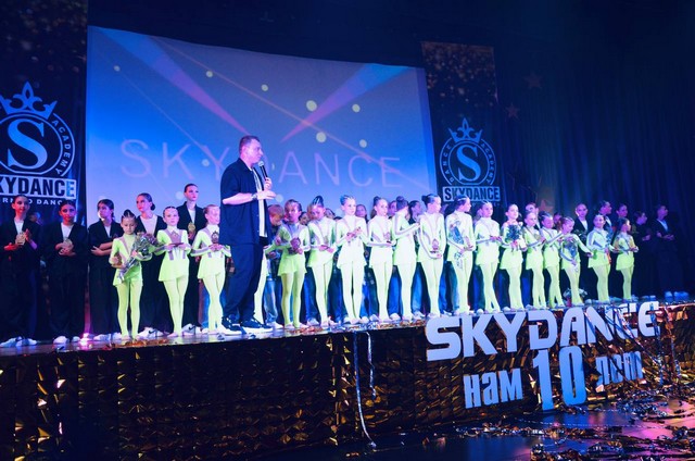 skydance 10 3